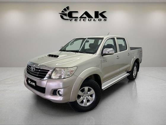 TOYOTA HILUX SW4 3.0 SRV 4X4 16V TURBO INTERCOOLER DIESEL 4P AUTOMÁTICO TOYOTA HILUX SW4 3.0 SRV 4X4 16V TURBO INTERCOOLER DIESEL 4P AUTOMÁTICO
